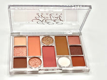Load image into Gallery viewer, “New” Transparent Eyeshadow  Palette
